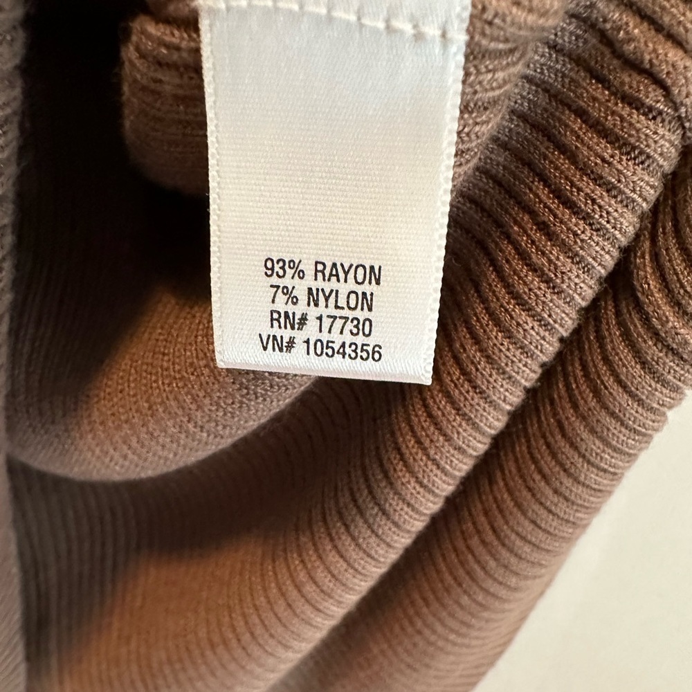 Merona Sweater Vest Womens Knit Ribbed Blouse Top Sz L Sleeveless Stretch Button - Picture 6 of 8